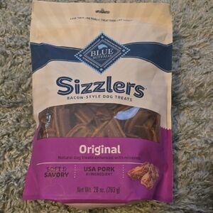 Blue Buffalo Sizzlers Bacon-Style Dog Treats